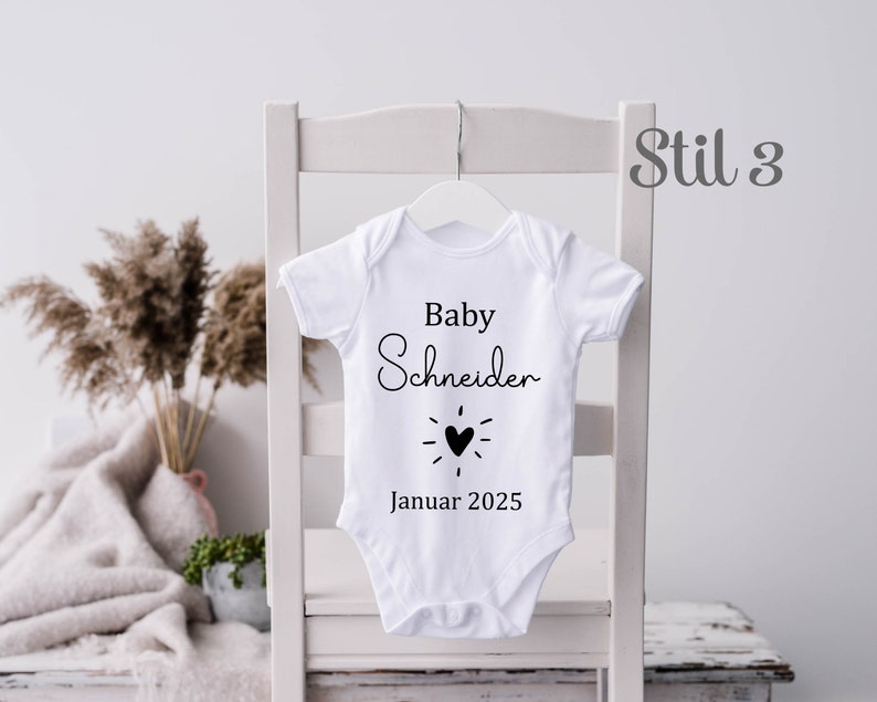 Baby 2025 Schwangerschaft verkünden Babybody Bodysuit Body Geschenk Baby Geburt Schwangerschaft verkünden mit Body Baby 2025 Bild 5