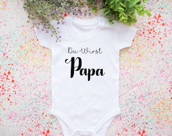 Body de bebé con texto en inglés "You Will Be Daddy", anuncio de embarazo. Baby Body Serás abuela, abuelo, tía, tío. Body, Vas a ser un regalo para papá.