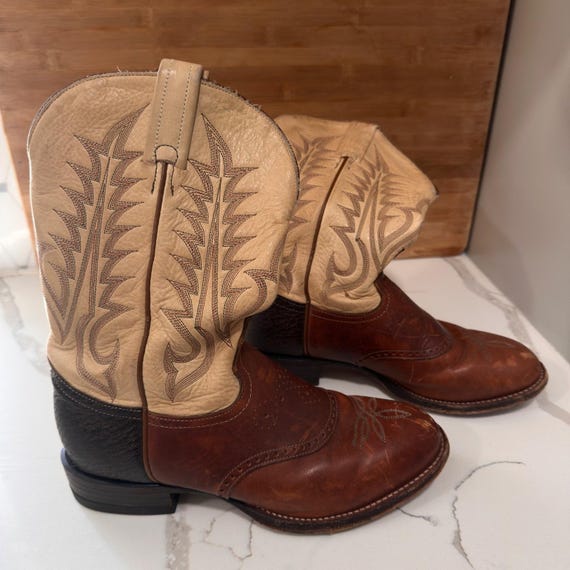 Tony Lama, Vintage Tony Lama Cowboy Boots Womens 7.5 B Brown Tan Wingtip Coastal Cowgirl