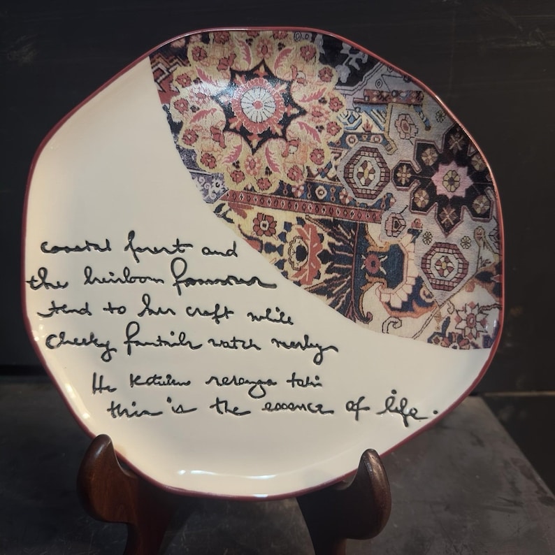 Anthropologie "Love Given, Love Received" Dessert Snack Plate. 9" Bild 1