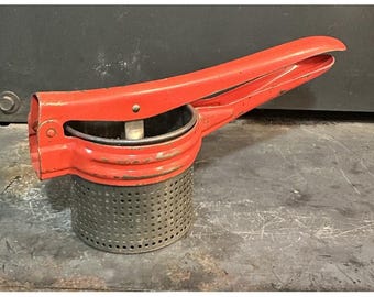 Vintage 1950 S Metal Potato Ricer Red Handle Frame Masher Strainer