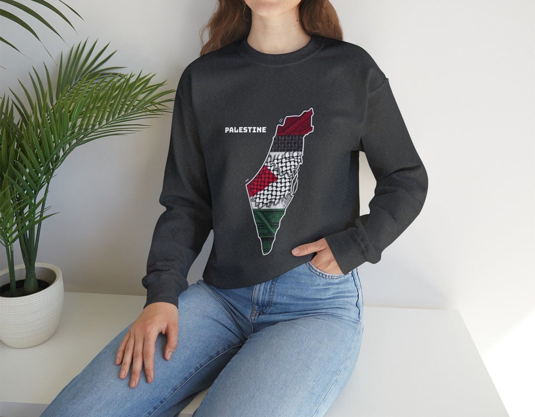 Palestine Map Thobe Design Classic Unisex Pullover Hoodie