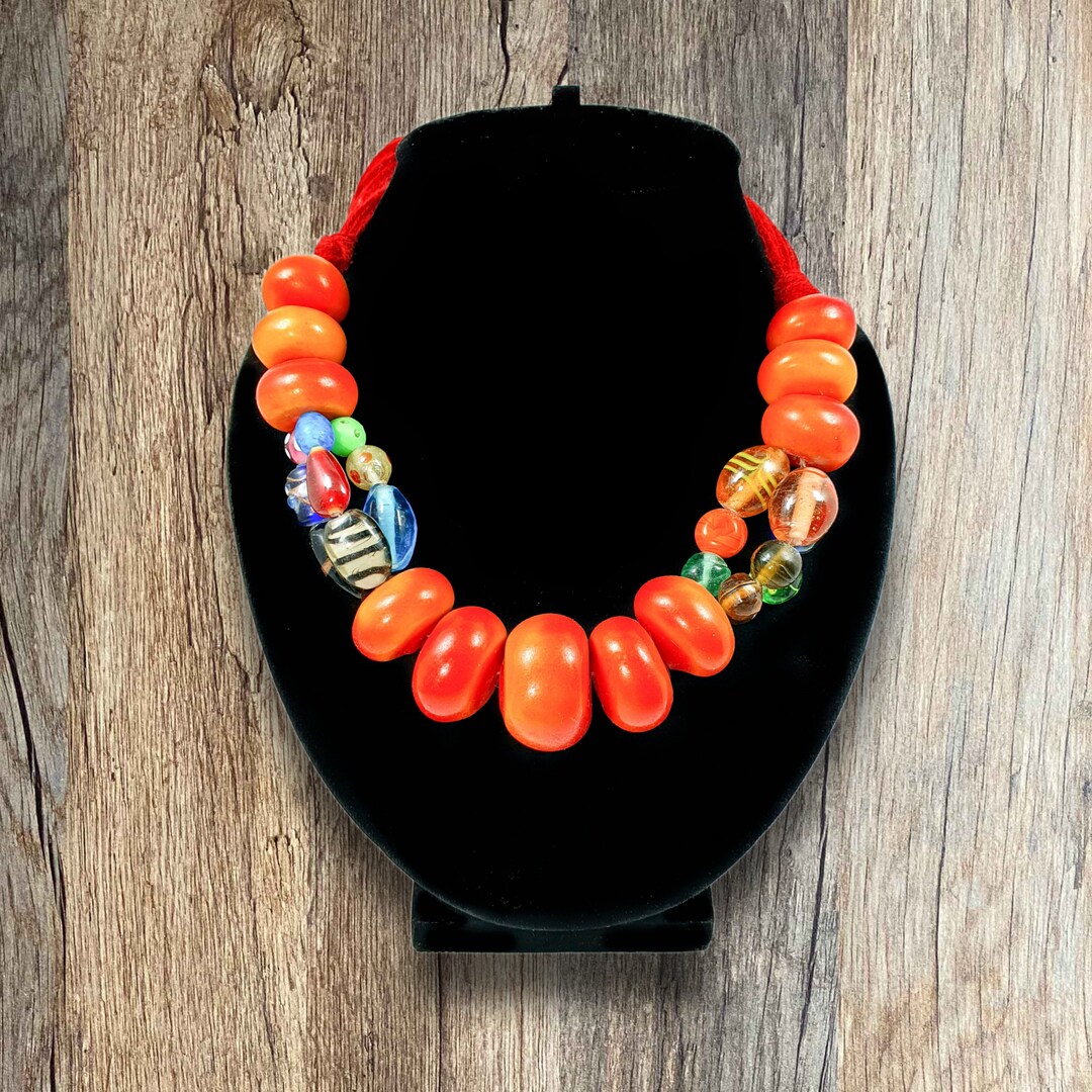 Collier Vintage Oriental Marocain – Pièce Unique Avec Histoire