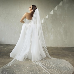 Wedding veil cascade pearls, Bridal veil with pearls, Fingertip chapel cathedral veil, different pearl veil, ivory pearls veil, veil wedding