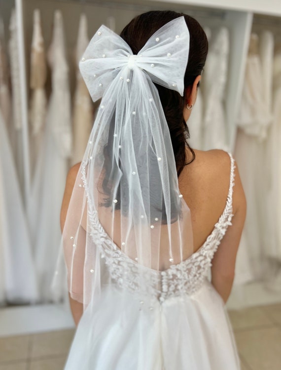 Bachelorette Party Veil Bride Veil For Wedding Bridal Shower Veil Bride To-  Be Veil with Comb Short Wedding Veil