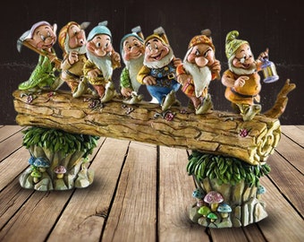 Resin Seven Dwarfs Gnome Garden Decor, New Home Gift Outdoor, Garden Ornaments Gnome Resin Crafts Cartoon Dwarf Statue Garden Decoration