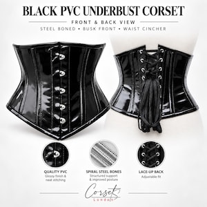 Può includere: Corsetto sottoseno in PVC nero con finitura lucida, stecche in acciaio e chiusura frontale con busc. Il retro presenta un design allacciato con cordino nero. Il testo include BLACK PVC UNDERBUST CORSET, FRONT & BACK VIEW, STEEL BONED, BUSK FRONT, WAIST CINCHER, QUALITY PVC, SPIRAL STEEL BONES, LACE-UP BACK e Corsets London.