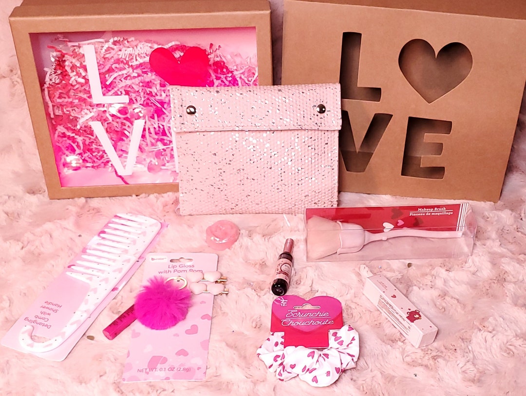 Valentine’s Day Bundle – Starter Kit with Love Stickers, Pink Beauty Bag & Glitter Gloss main image 0