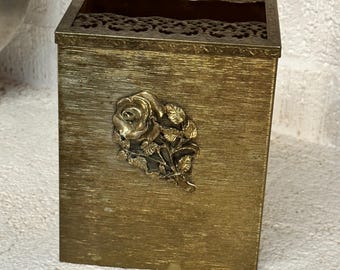 Vintage MCM Timeless Tissue Box Cover Rose Motif ~ Gold Hollywood Regency Tissue Holder Bathroom Decor Vintage Bedroom Decor Office Decor