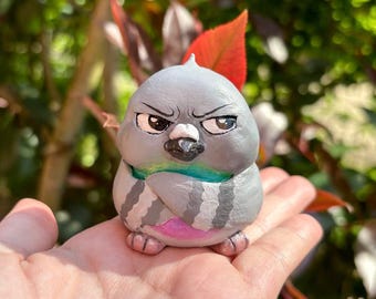 Marcel le pigeon boudeur – Figurine oiseau fait main