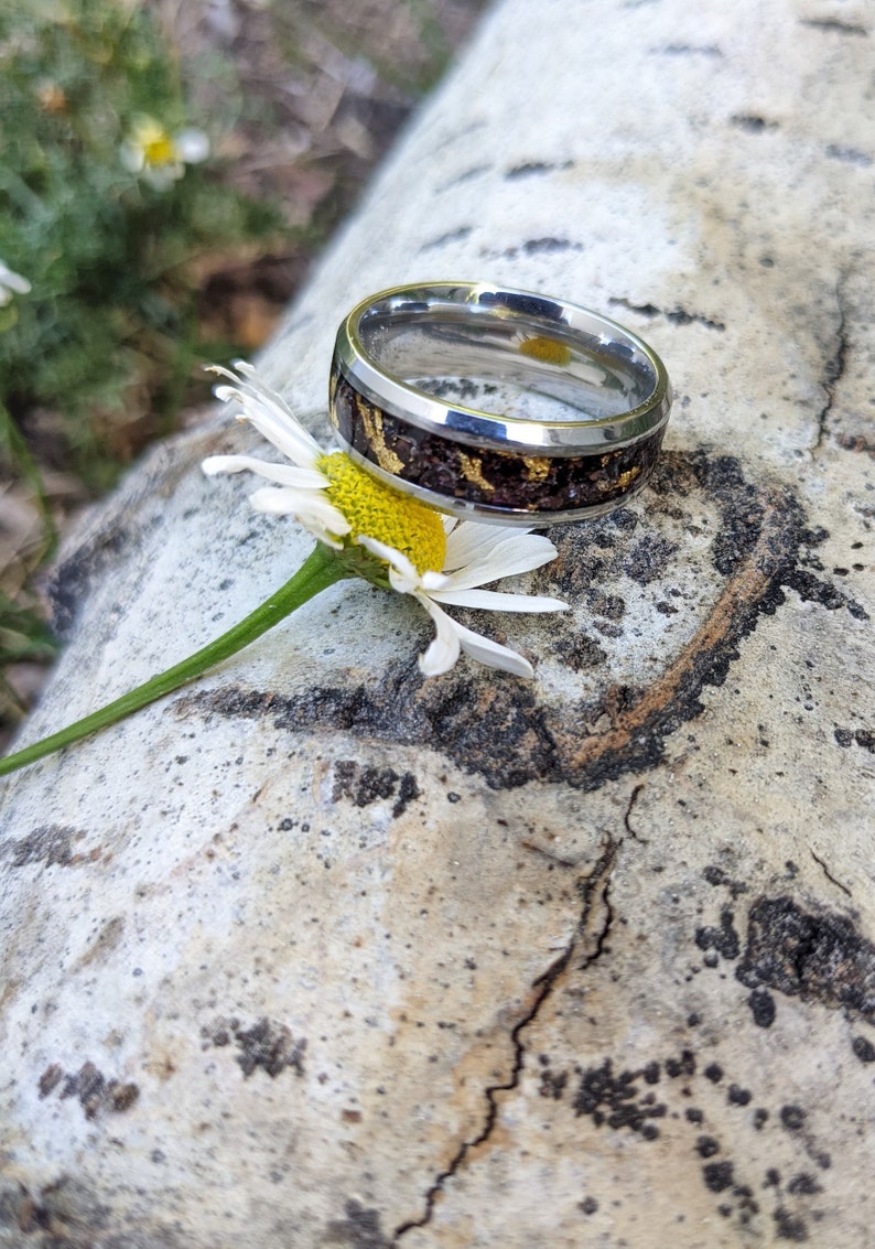 Crushed Red Garnet and Gold Leaf Inlay Ring. I Can Order the Ring Core ...