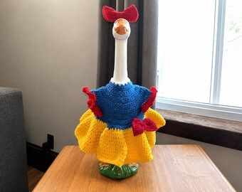 Snow White Porch Goose Crochet Pattern Digital Download