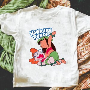 Camiseta de dibujos animados de Lilo y Myrtle con parodia de Hawaiian Punch, camiseta de Lilo y Stitch de Disneyland, Magic Kingdom, camiseta familiar de DisneyTrip