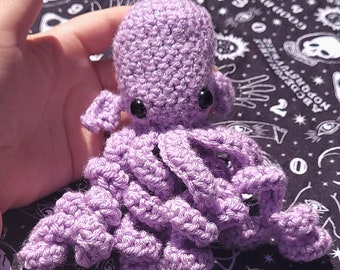 Gehaakte Cthulhu-pluche, pastelgoth amigurumi-speelgoed