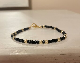 14k gold and black beaded bracelet, black sparkly bracelet, black bracelet, dainty black bracelet