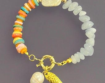 Handmade Mixed Shell Beads Bracelet with Gold Fish Charm & Pearl – Summer Beach Jewelry