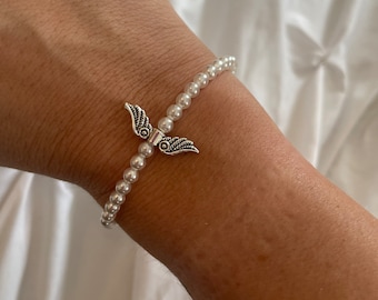 Handmade Angel Wing Bracelet: Czech Glass Pearl Beads, Memorial Charm