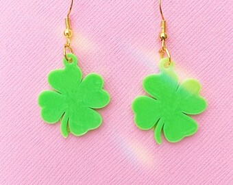 Shamrock Earrings St Patricks Day Earring Gift Green Four Leaf Clover Earring St Paddys Day Luck of the Irish Kiss me I'm Irish Leprechaun
