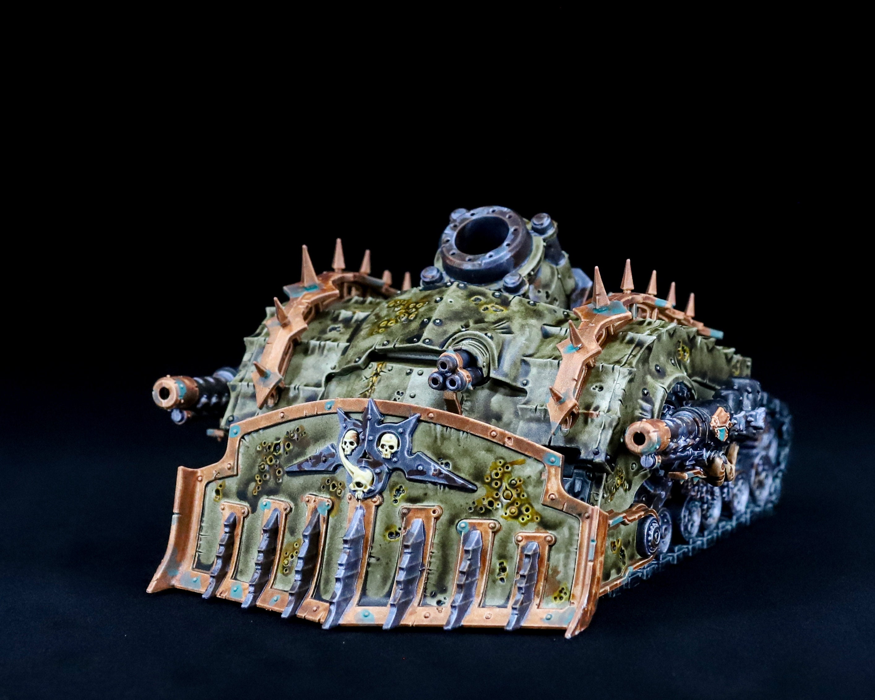 Plagueburst Crawler - Death Guard - Pro Painted Warhammer 40K