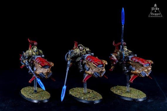 Warhammer 40,000 - Adeptus Custodes: Vertus Praetors - Deskové hry