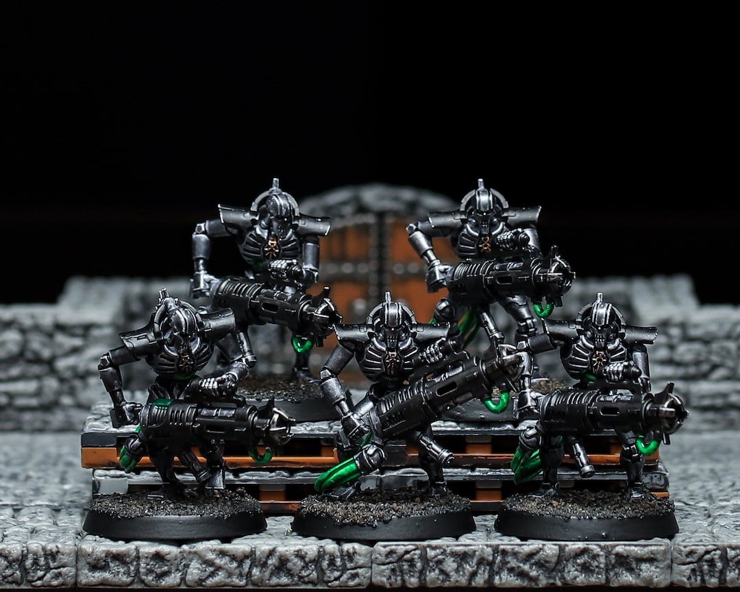 GW Warhammer 40K – 5 Necrons Immortals Avec Tiges Vertes – Metal