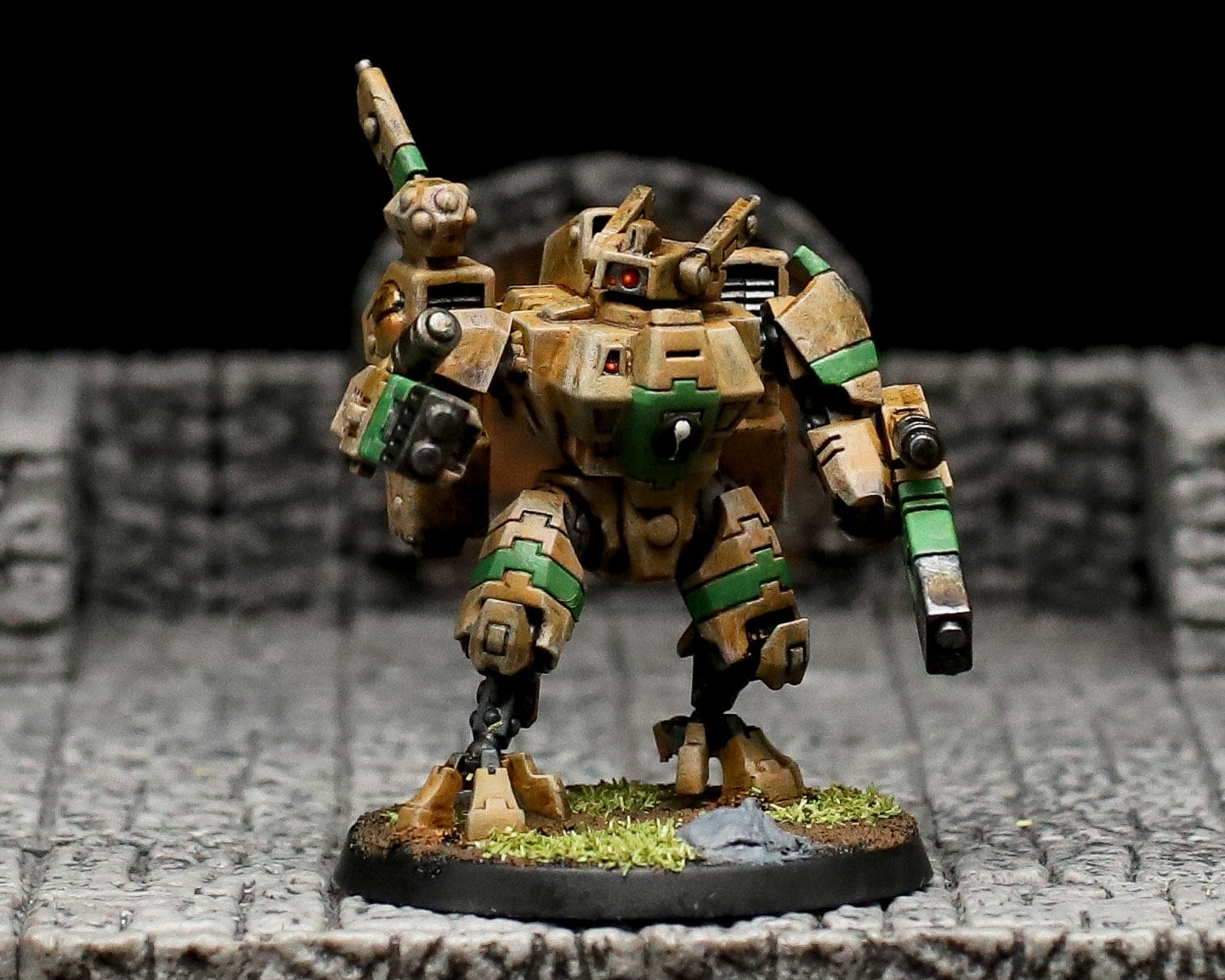 Xv8 XV8 Crisis Battlesuit Team - T’au Empire - Pro Painted Warhammer 40K ...