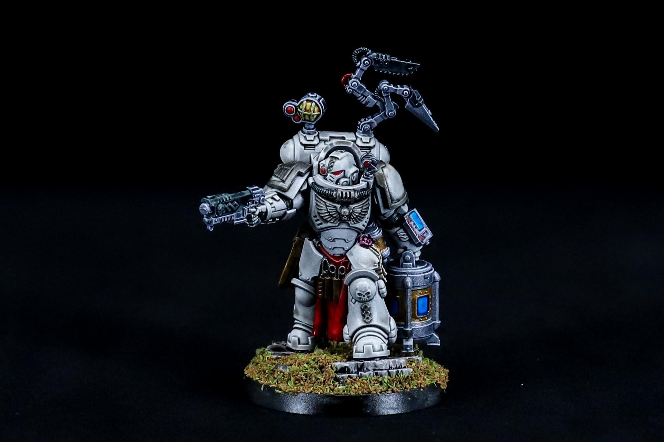 模型製作用品 Apothecary Biologis JoyToy WH40K Ultramarines Apothecary Biologis » Joytoy Figure