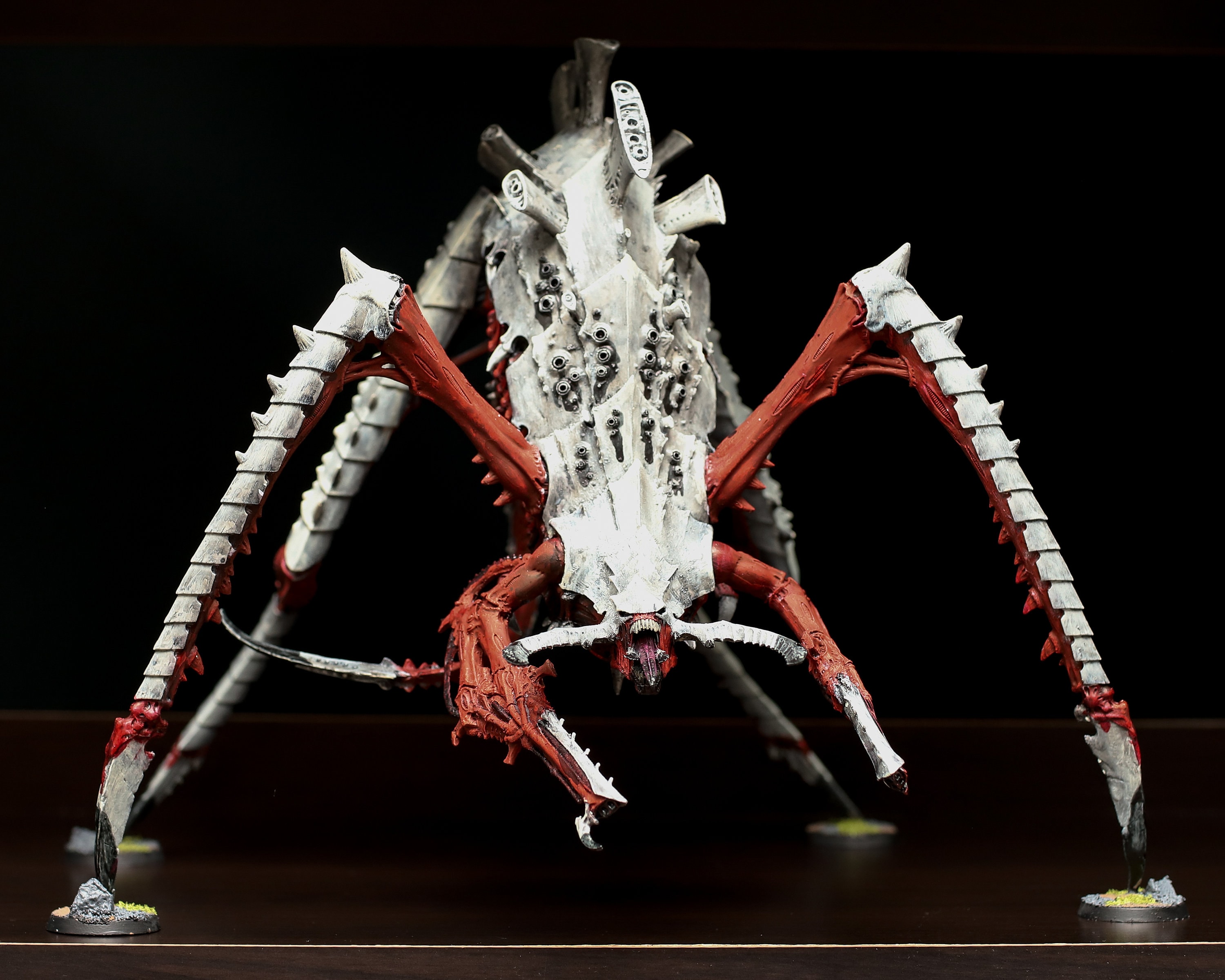 ハイエロファント - ティラニッド - プロペイントされたウォー