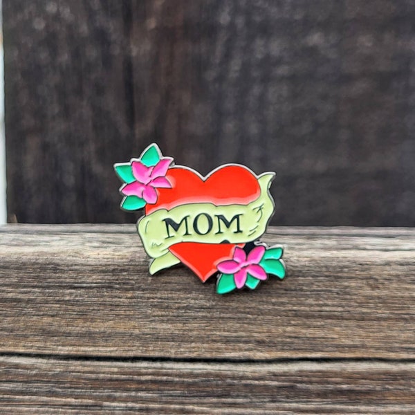 Mom Red Heart Tattoo Banner Mother Mom Madre Enamel Brooch Pin