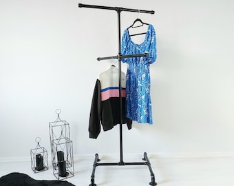 Appendiabiti con ruote, Appendiabiti con design personalizzato, Mensola unica in stile Steampunk, Appendiabiti con tubi, Mensole con tubi, Appendiabiti indipendente