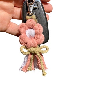 Sweet Daisy keychain