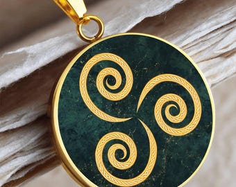 Triskelion Celtic Graphic Pendent / Celtic Mythology Pendant
