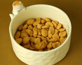 Handmade Ceramic Cat Bowl: Elevated Food & Water Dish