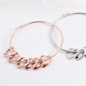 Personalized Heart Charm Bracelet, Custom Heart Charm Bracelet, Engraved Name Bracelet, Valentine&#39;s Day Gifts for Her, Gifts for Mom