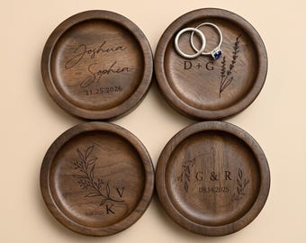 Custom Round Wood Ring Dish, Wedding Ring Tray, Engagement Ring Holder, Gift for Her, Wedding Gift, Newlywed Gifts, Anniversary Gifts