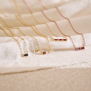 Collar de piedra de nacimiento baguette, collar de piedra de nacimiento familiar, collar de piedra de nacimiento de madres, regalo del día de las madres, regalo para ella, regalo personalizado