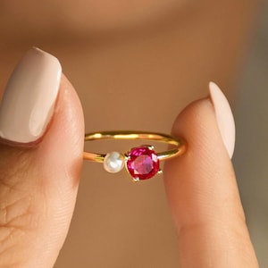 Benutzerdefinierte Peal Birthstone Ring, Benutzerdefinierte Stapelring, Birthstone & Perlenring, Weihnachtsgeschenke, Geschenk für Mama / Mutter, Geburtstagsgeschenk für Sie