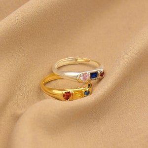 Baguette Birthstone Ring, Custom Gemstone Signet Ring, Statement Ring with Heart, Anniversary Gift, Mothers Ring, Best Friend Gift