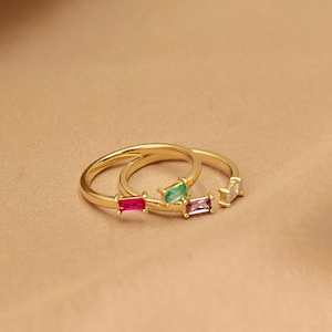 Anello con pietra portafortuna Duo Baguette, Anello con doppia pietra portafortuna, Anello con pietra portafortuna delicato, Anello impilabile per madri in oro 14K, Anello per madri, Regalo migliore amica