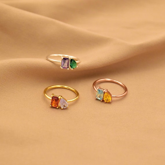 Custom Toi et Moi Gemstone Ring, Emerald And Pear Cut Ring, Baguette Birthstone Ring, Anniversary Gift, Mothers Ring, Best Friend Gift