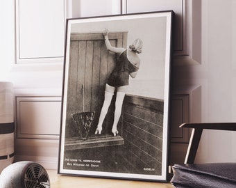 Fotografias vintage publicadas como pôsteres modernos: fotografias de mulheres de Mary Willumsen da década de 1910, Art Print, BW, Udkig til Herre