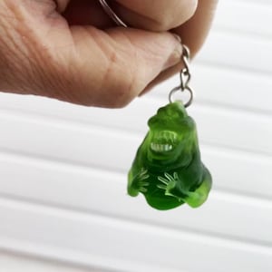 Ghostbusters Slimer Keychain – Handmade Resin Keyring, 80s Movie Gift, Geek Accessory