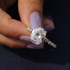 IGI Certified Lab Grown Oval Diamond Engagement Ring - Lab Created Diamond Proposal Ring with Accent Stones - Promise Ring for Her