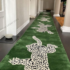 Climbing Leopard Runner Animal Print Hand tufted Rug for Living Room, Minimalist Rug , Contemporary Wool Rug, Handmade Rug, Luxury Rug