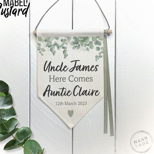 Wedding Flag, Personalised Wedding Sign, Uncle Here Comes Auntie, Page Boy Sign, Wedding Prop, Flower Girl Sign