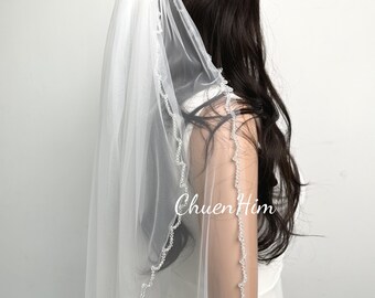 Ivory Beaded Wedding Veil,Crystal Edge Bridal Veil,Elegant Fingertip Veil,Scalloped Veil,Two Layers Veil,Tulle Bridal Veil,Veil With Comb