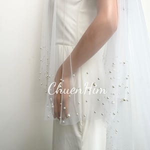 White Pearl Veil,Blusher Cathedral Veil,Veil With Comb,Handmade Veil,Ivory Wedding Veil,Pearl Bridal Veil,Glam Wedding Veil,Fingertip Veil