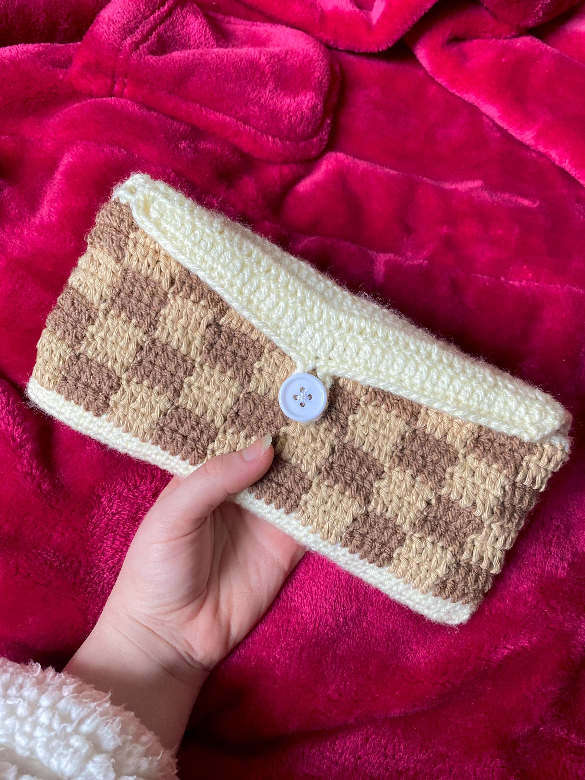 revo.　ヨーロッパ　ハンドメイド　カバー　かぎ針 revo. ヨーロッパ ハンドメイド カバー かぎ針 revo. ヨーロッパ