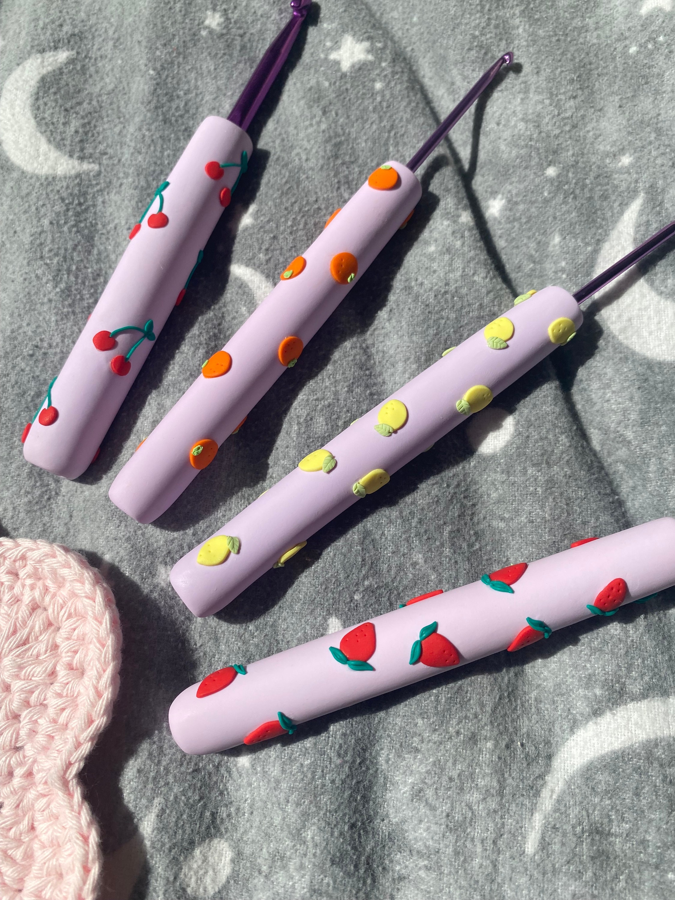 4mm Crochet Hook with Polymer Clay Handle [US Size G Hook]