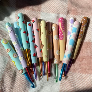 READY MADE Handmade Ergonomic Polymer Clay Crochet Hooks | Cute Custom Crochet Hooks | Flower, Fruit, Sweet Crochet Hooks